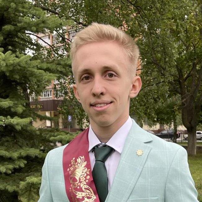 Лазарев Антон Алексеевич