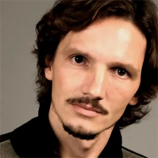 Александр Владимирович Чернявский